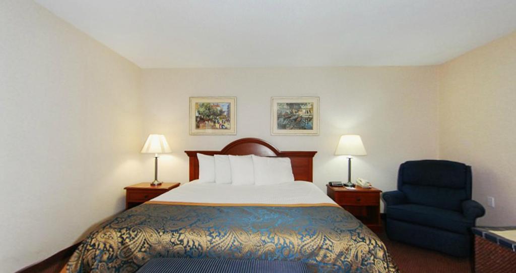 Baymont By Wyndham Dowagiac Hotel Kamer foto
